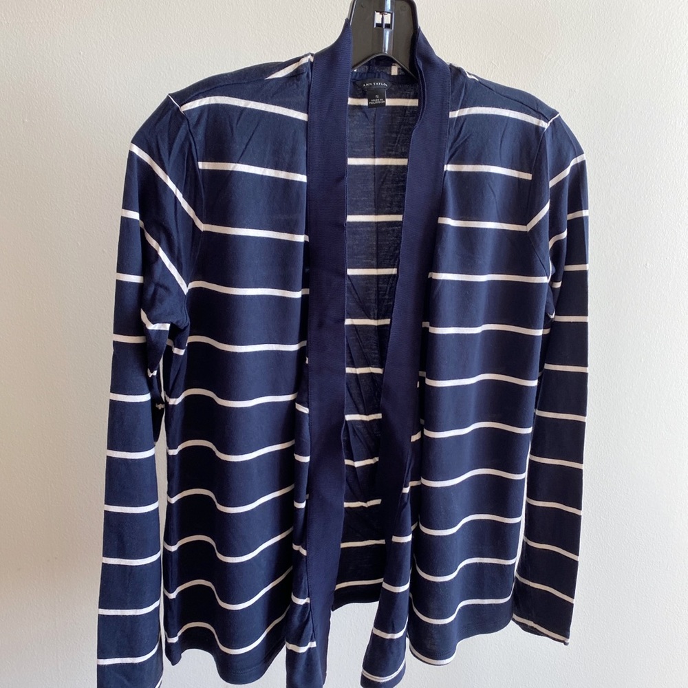 Ann Taylor Super Soft Cardigan US Small